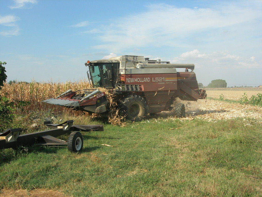 new holland L521