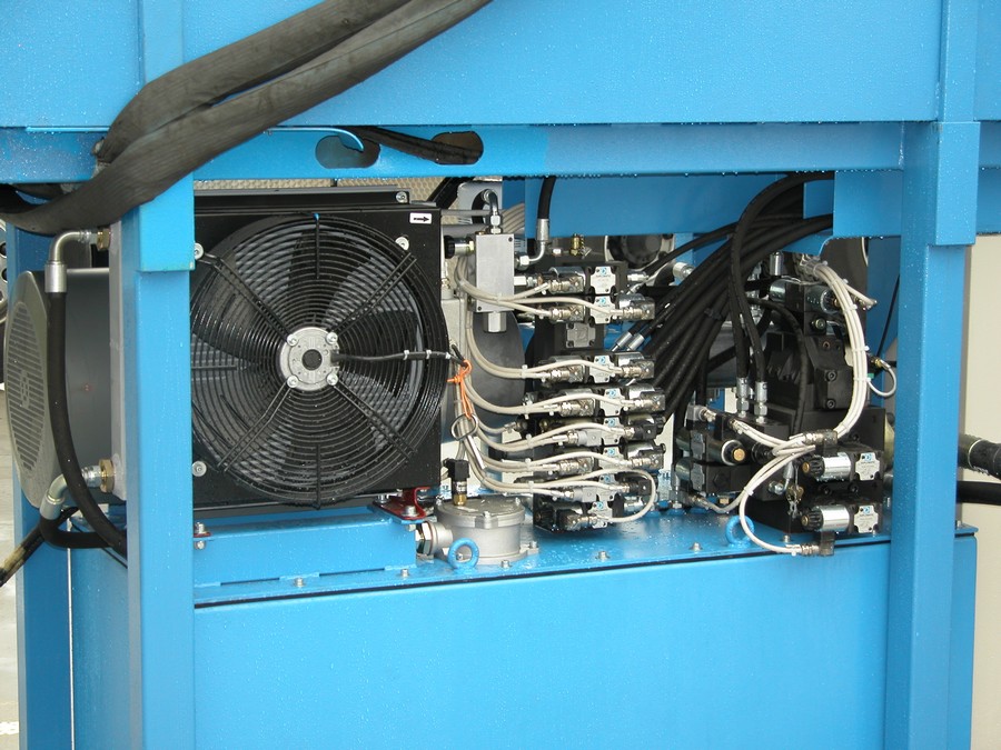 Distributore oleodinamico