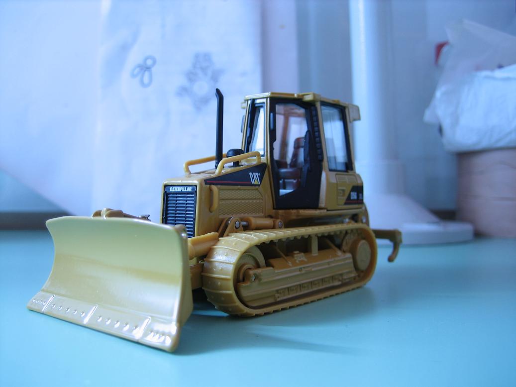 Cat D5G