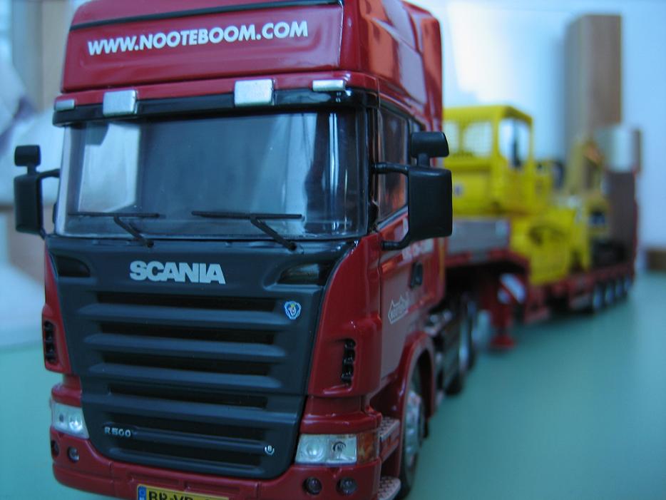 Teckno - Rmorchi 4Assi - Red