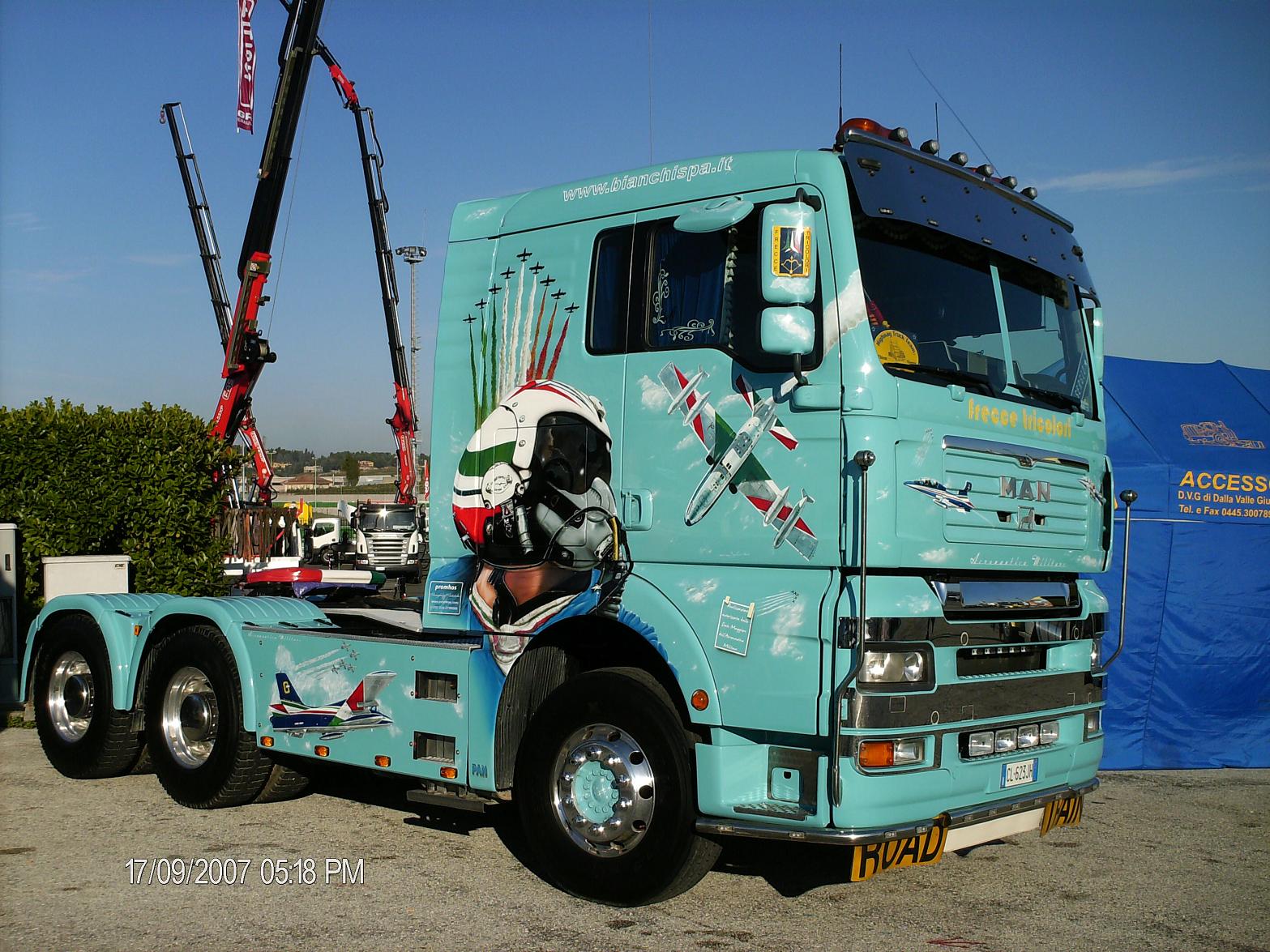 man Bianchi.