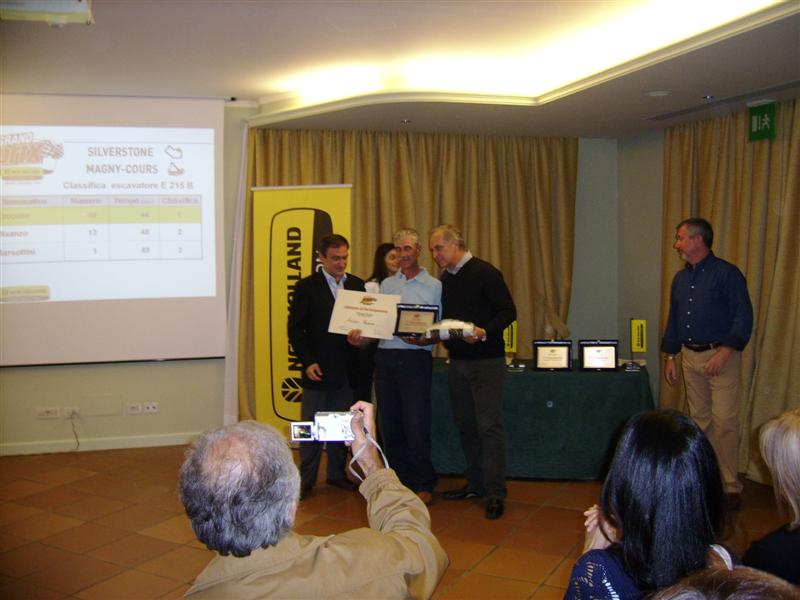 Arturo PRIMO class. su escavatore