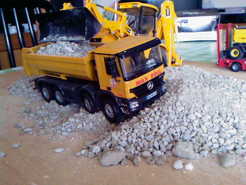 terna jcx che scarica su actros mb