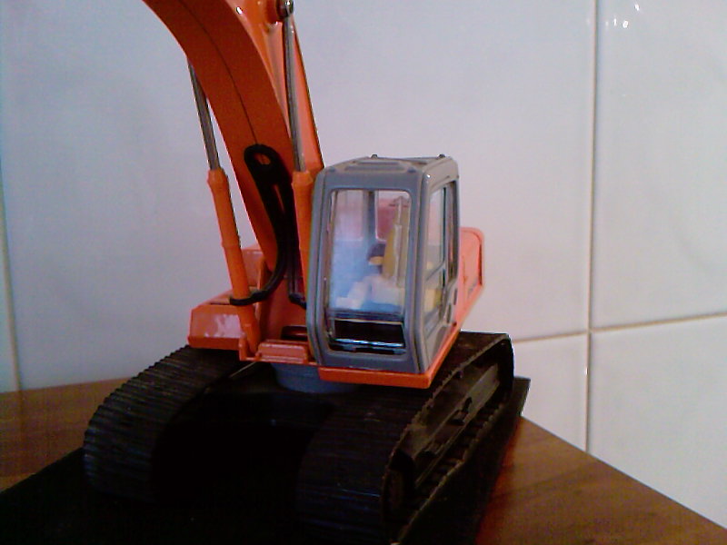 hitachi
