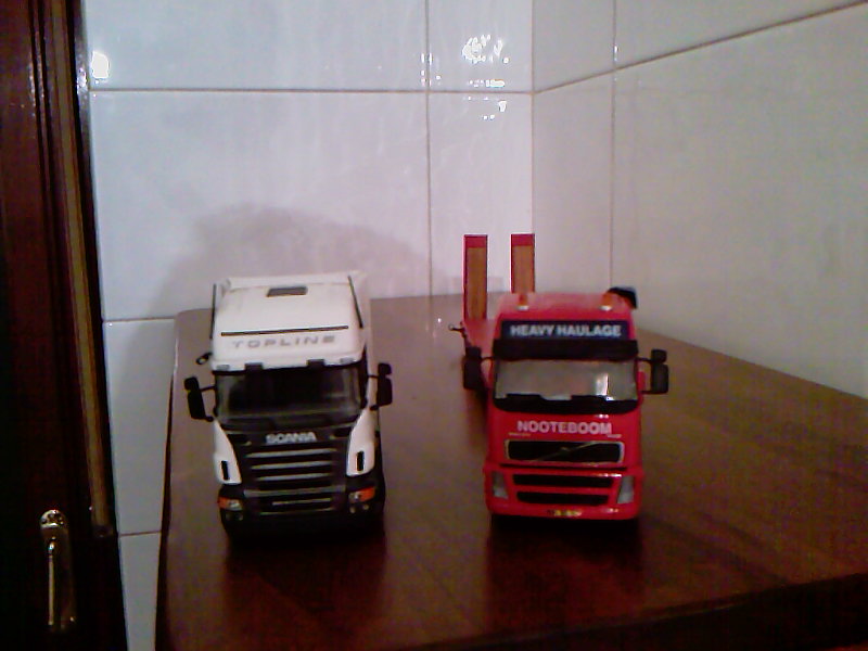 scania e volvo con pianale