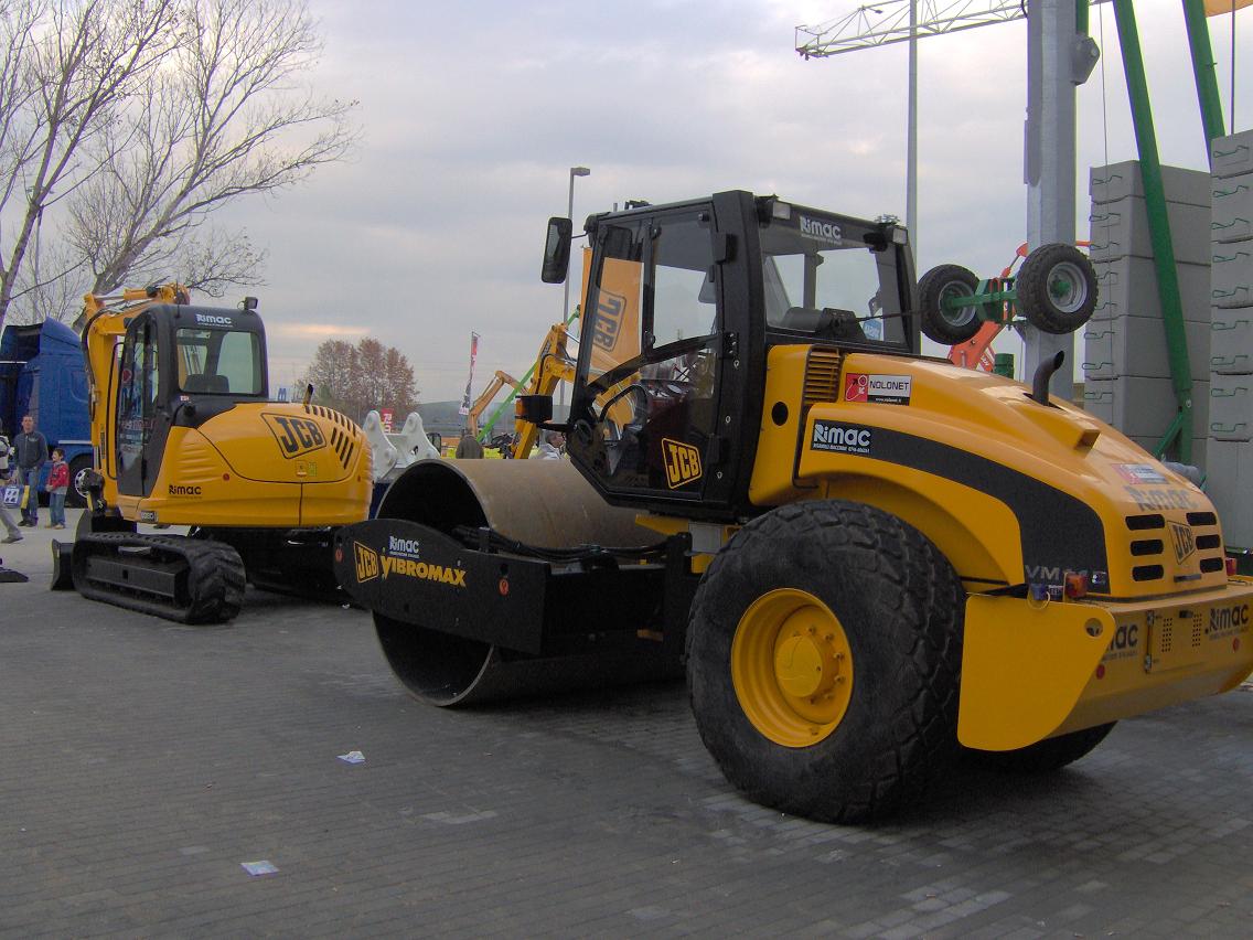 Stand JCB esterno