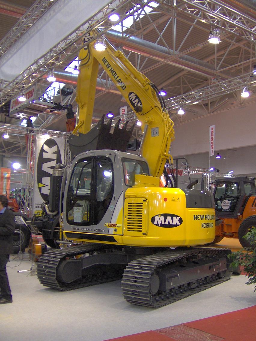 New Holland E135Sr