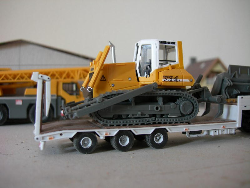 Liebherr PR734XL