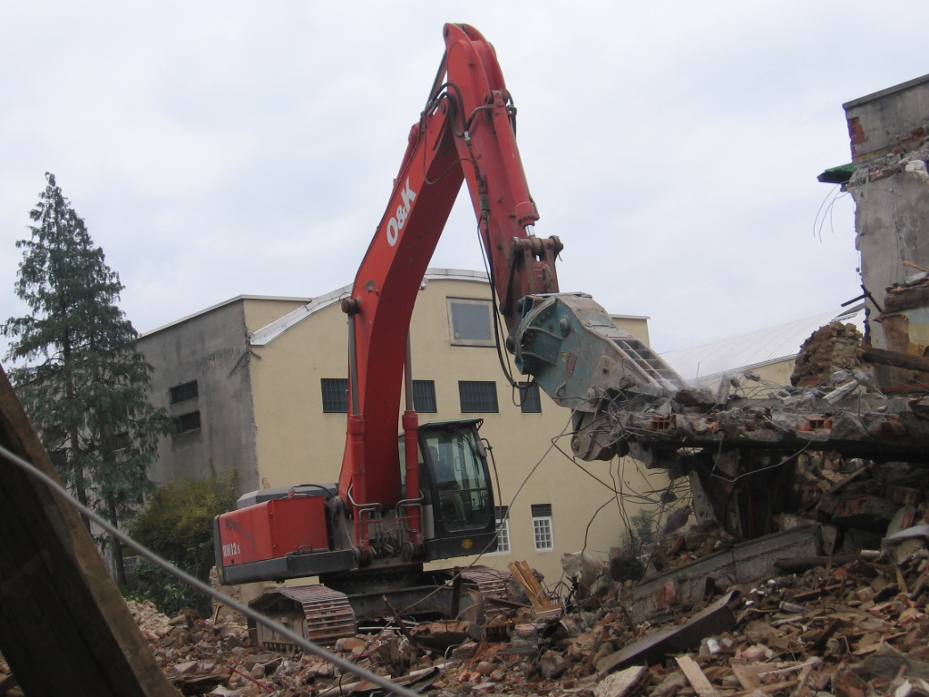 demolizione con O&K RH 12.5