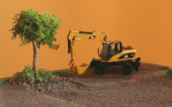 CAT M316 D...escavatore gommato!