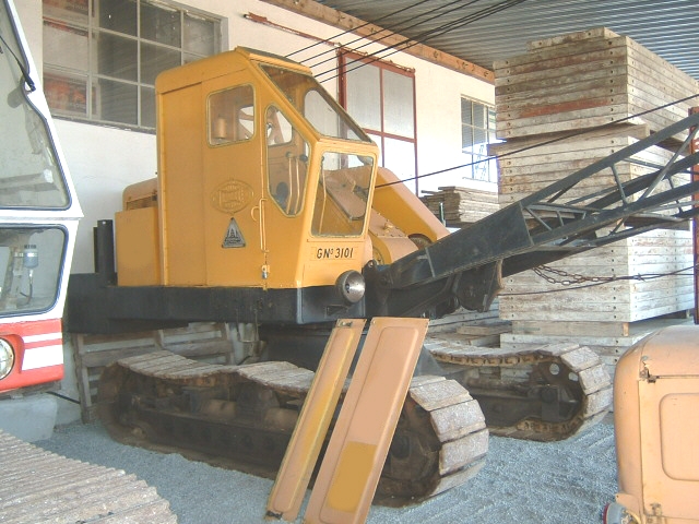 P&H 210