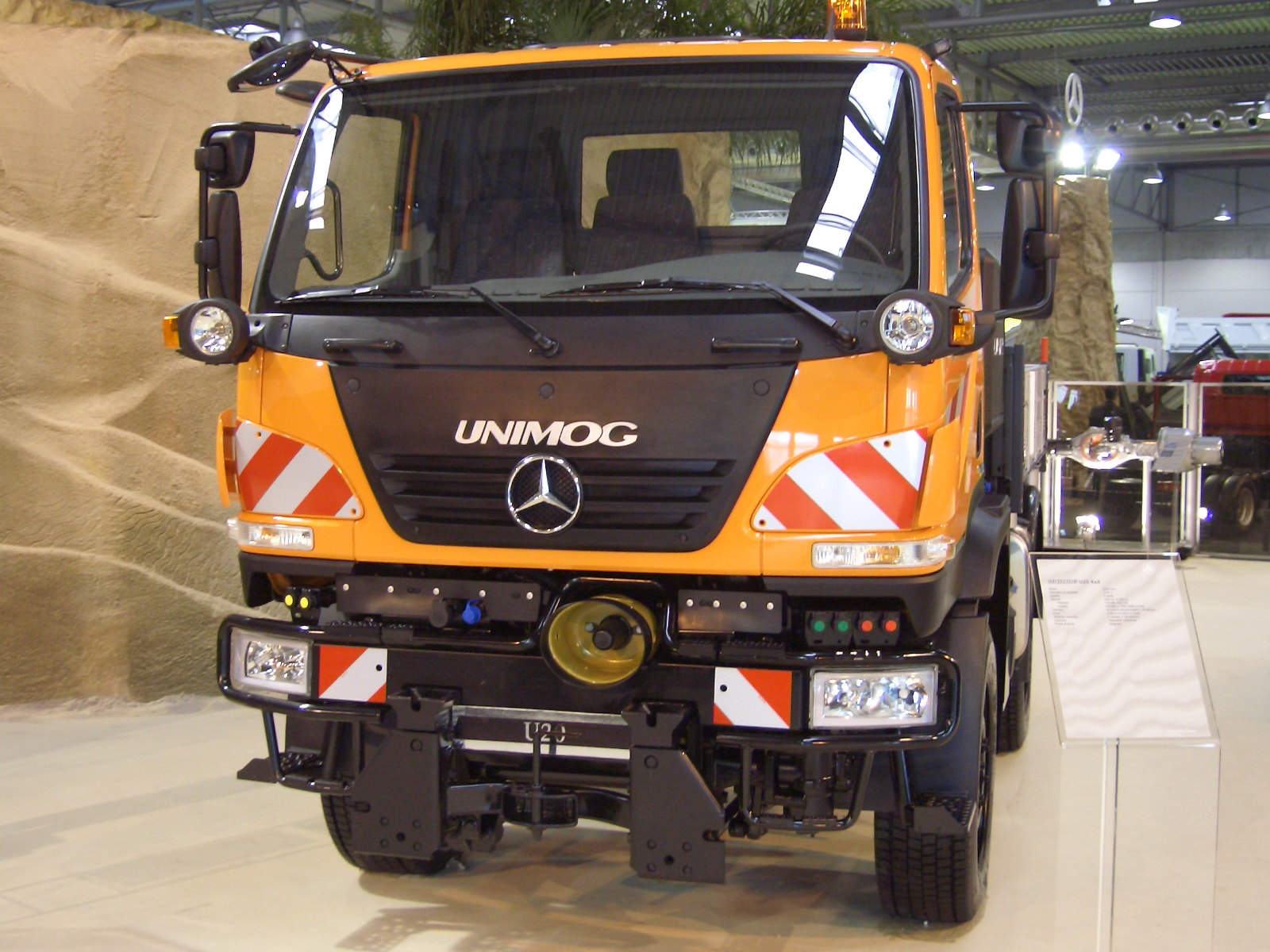 U20