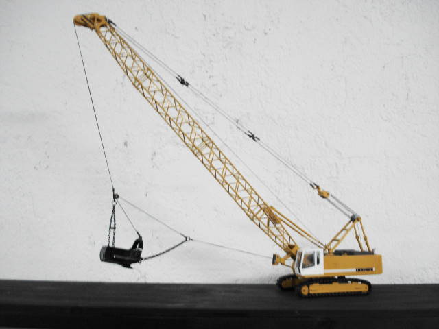 Liebherr HS 843 HD