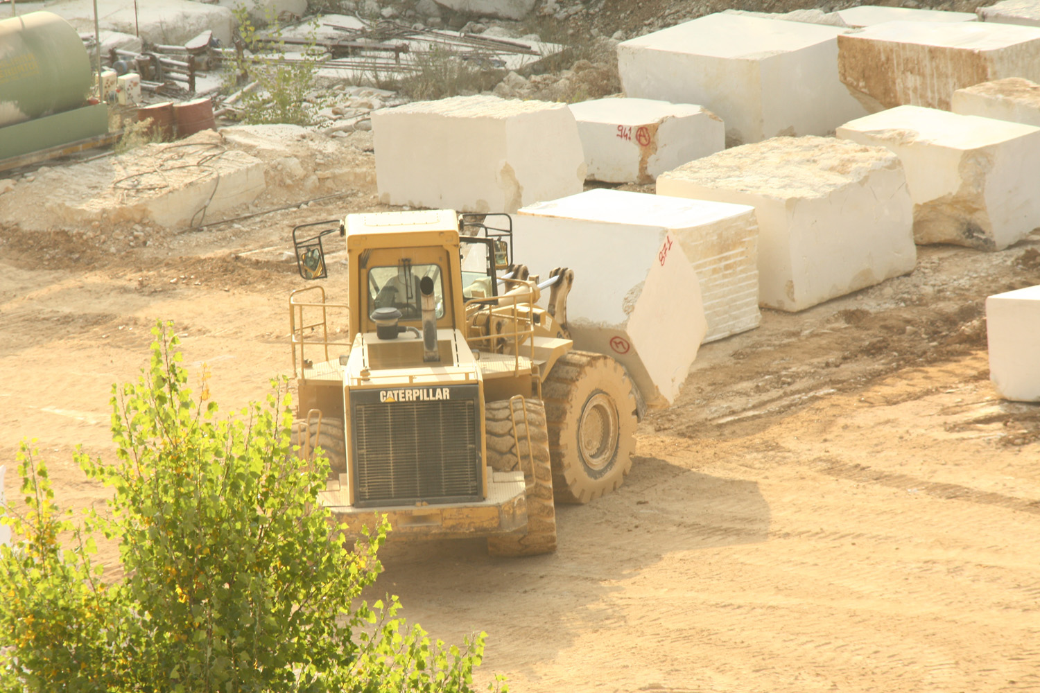 CAT 988F