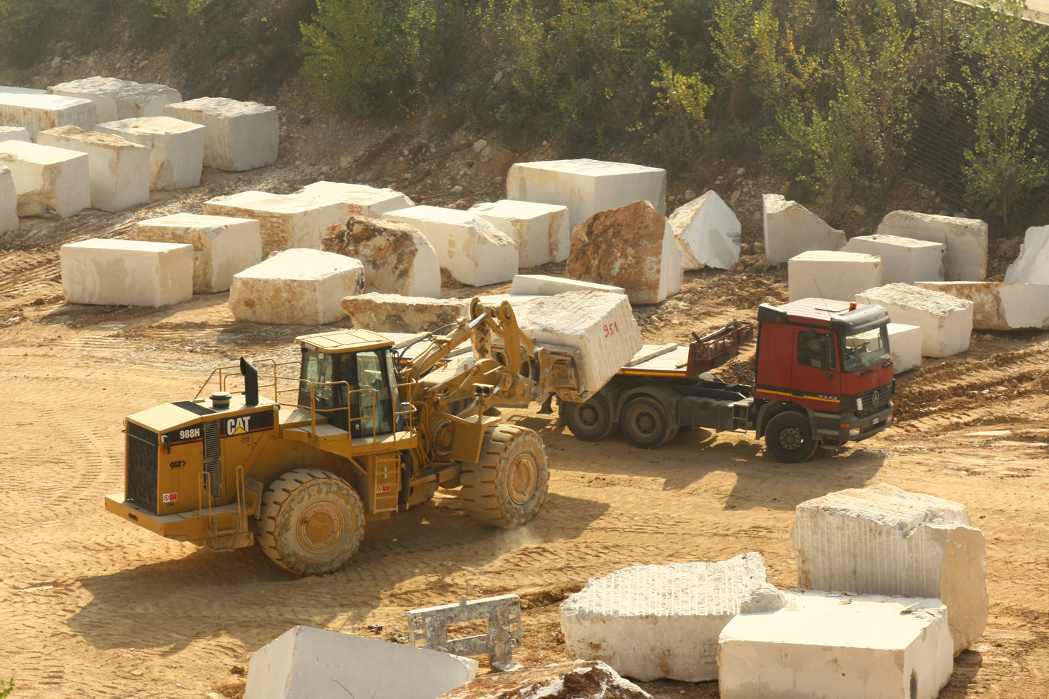 CAT 988H