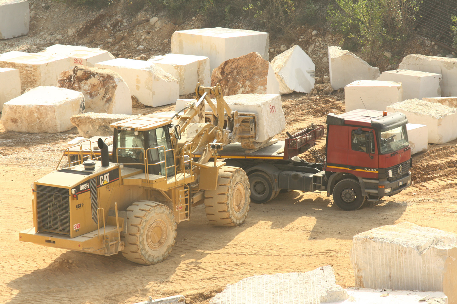 CAT 988H