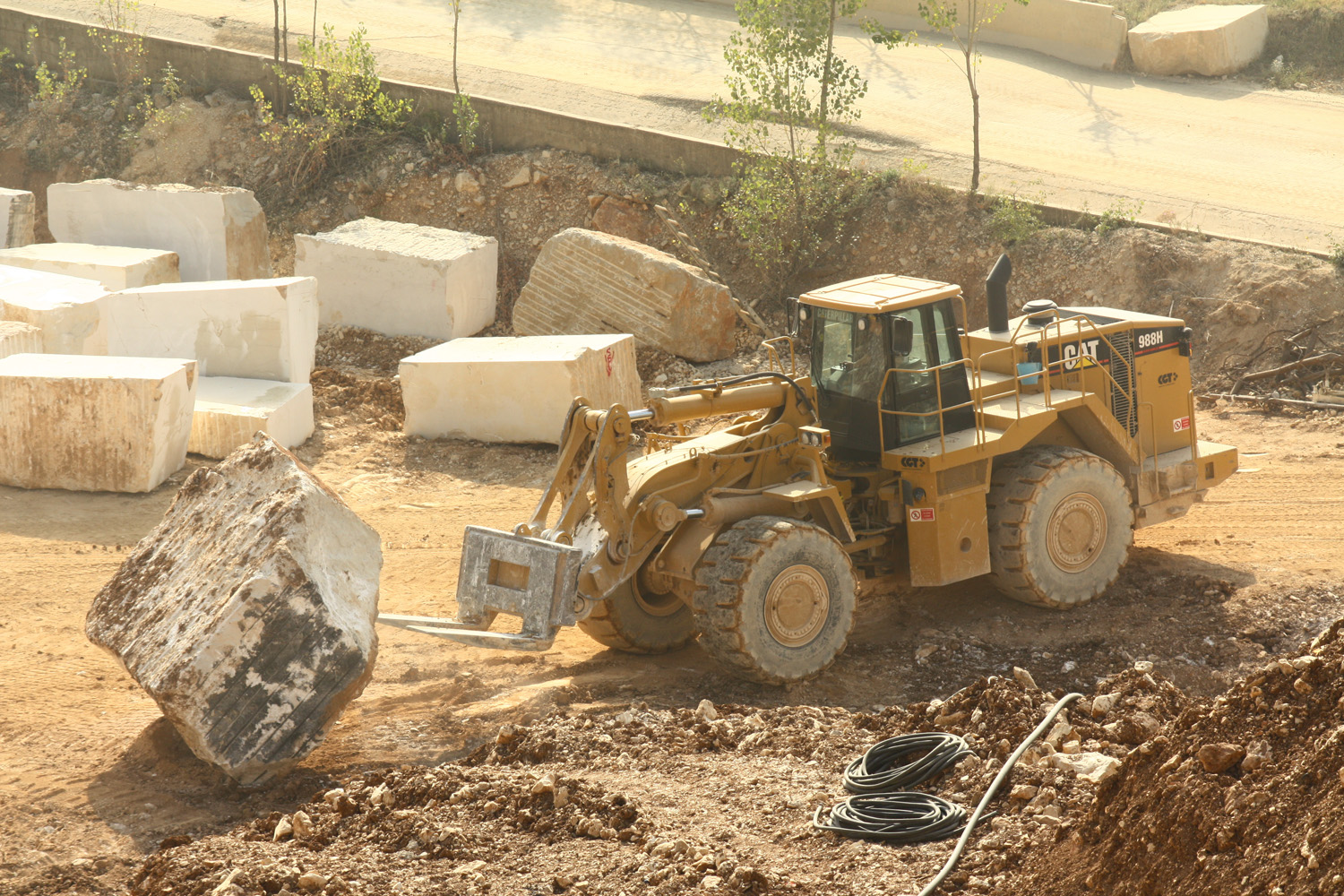 CAT 988H