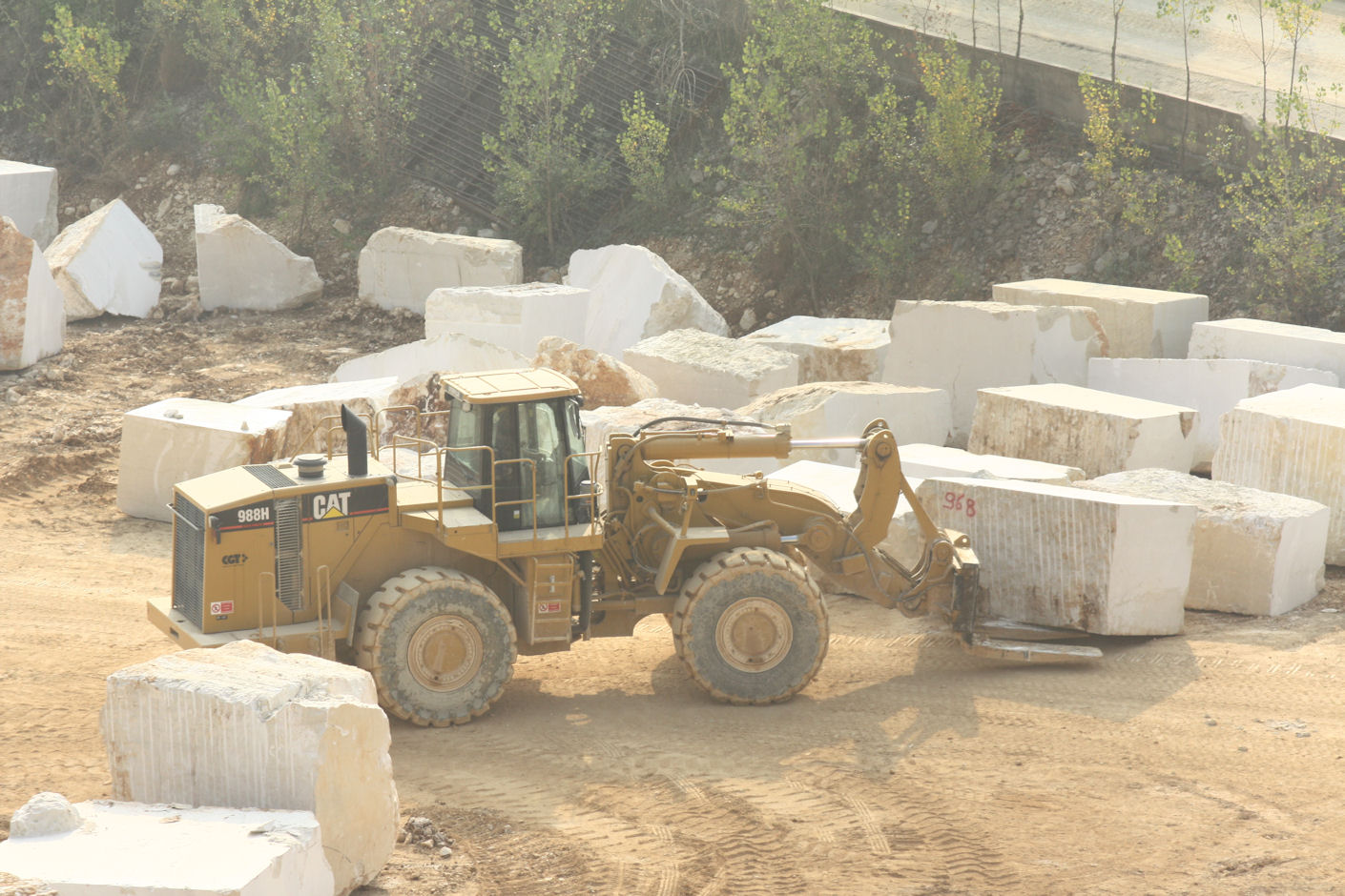 CAT 988H