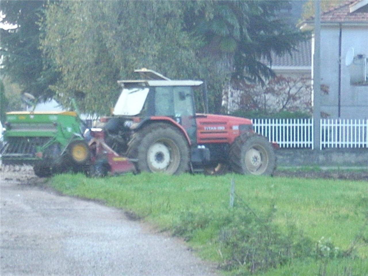 Same Titan in semina