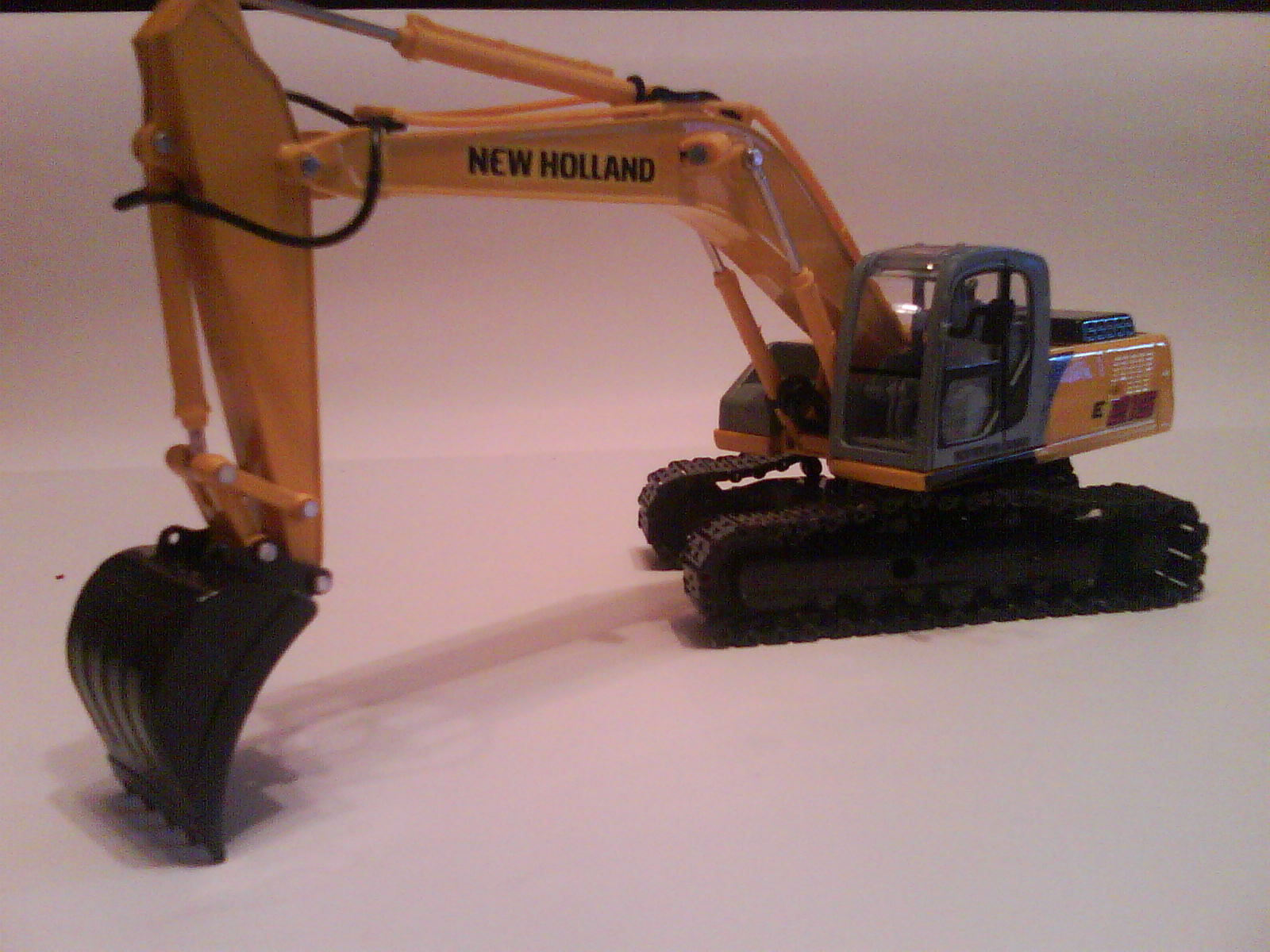 new holland e 215