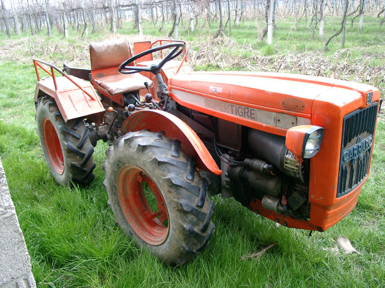 Supertigre 635 normale snodato(laterale dx)