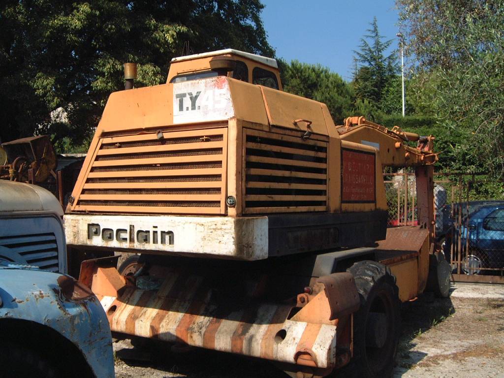 poclain mod ty
