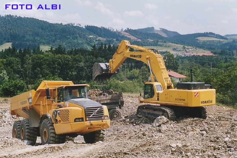 Komatsu pc750