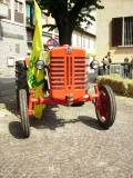 trattore farmall d-324