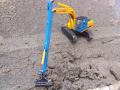 Hyundai robex 290 LC-7 con stick per la pulizia di canali..