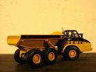 CAT 725