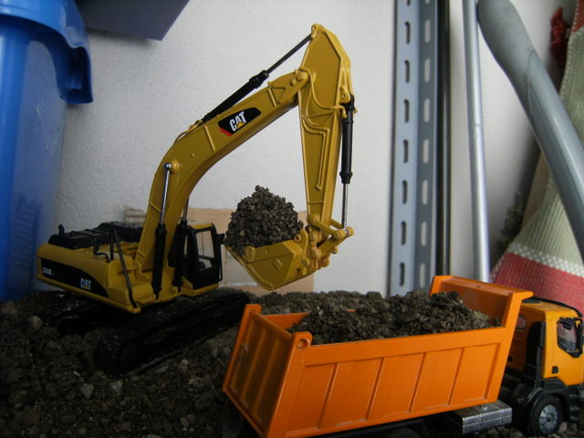 scavo per nuova strada