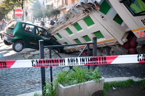 Dentro la buca 1 !!!! Roma Centro