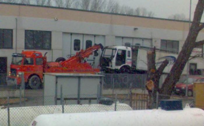 Titano OM carro attrezzi