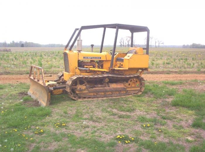 John Deere 1010