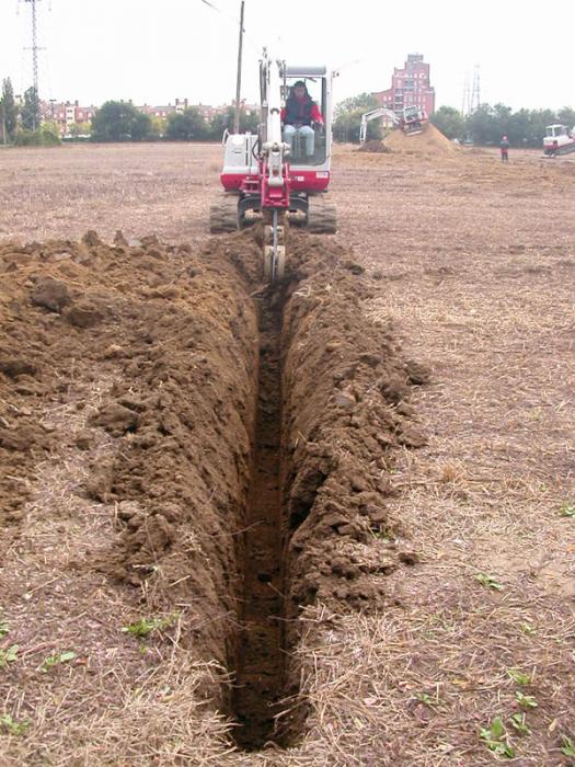 Takeuchi con benna a farfalla...