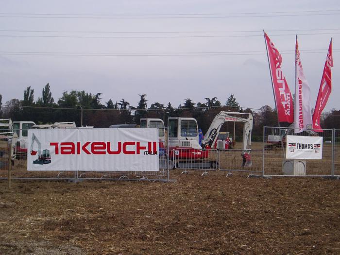 Stand Takeuchi al campo prove