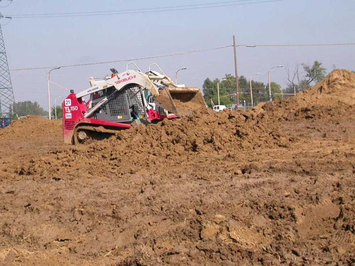 Campo prove Takeuchi