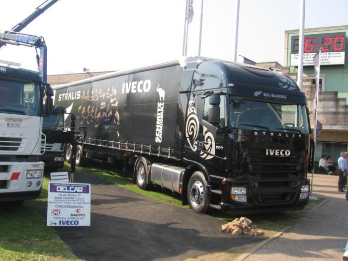 stand Delcar:Iveco Stralis All Blacks
