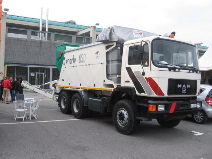 MAN 33-372 con impianto Tesi