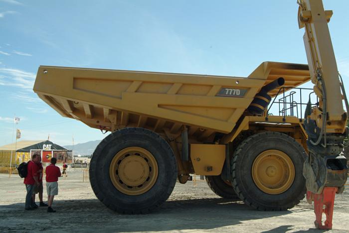 dumper 777