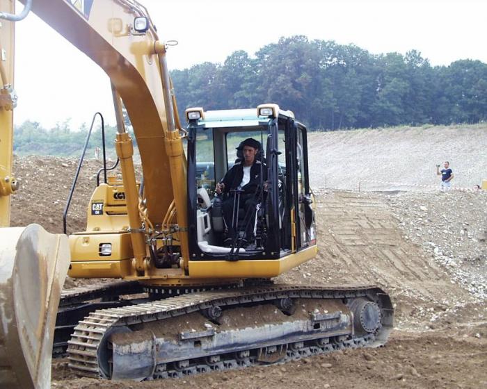 Paolo75 sul cat 319c