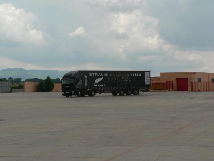 Iveco Stralis All Blacks