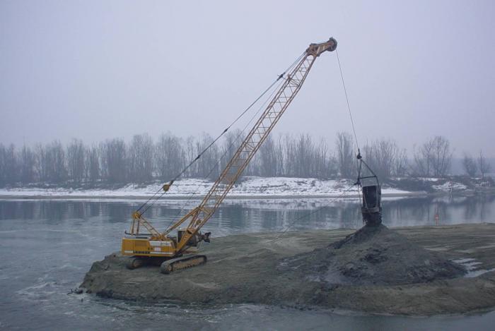 dragaggio ticino(Pavia)