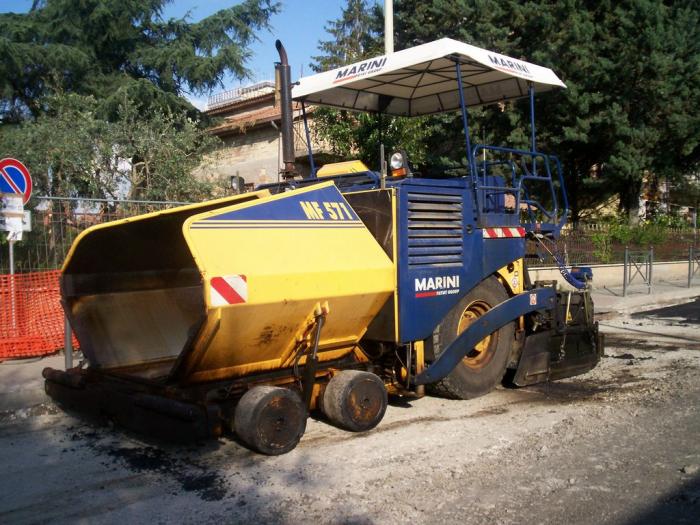 FINITRICE MARINI MF571