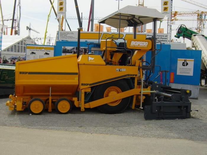 Nuova Barber Greene: BGP 230 - Bauma 2004