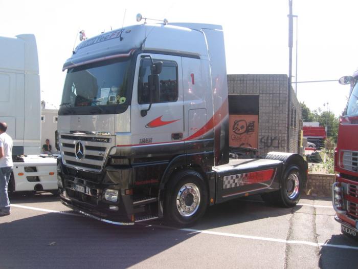 Mercedes-Benz Actros MP2 1860 SilverTec