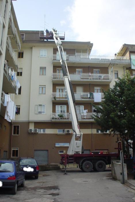 Lavori con Piattaforma Aerea