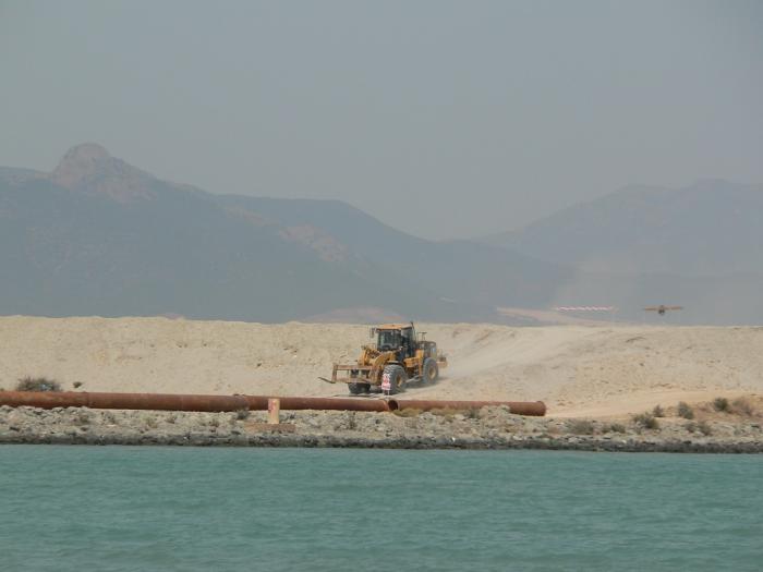 Cat 966G con forche.