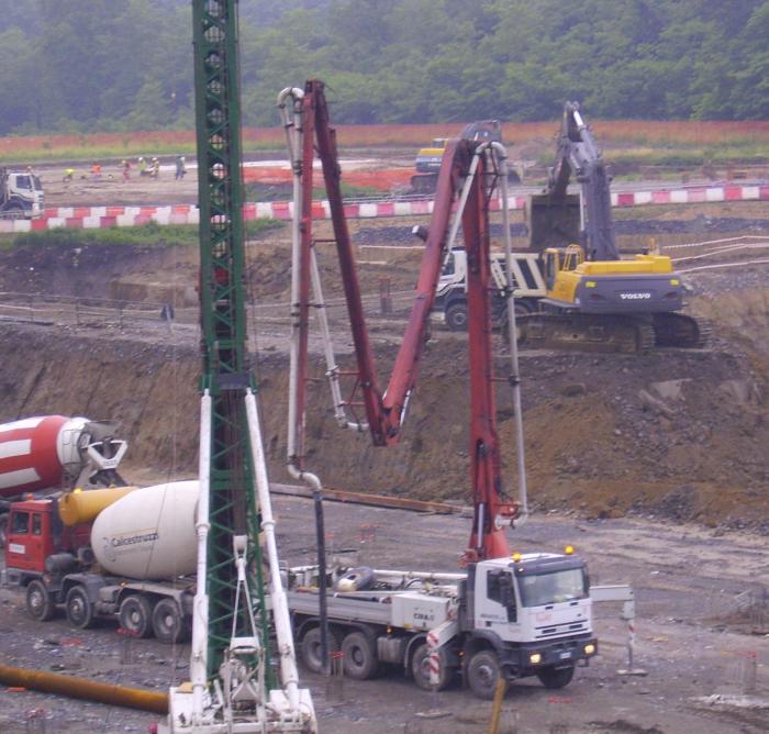 pompa per il cls dei pali