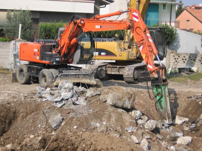 demolizione a Desio Gruppo Parravicini